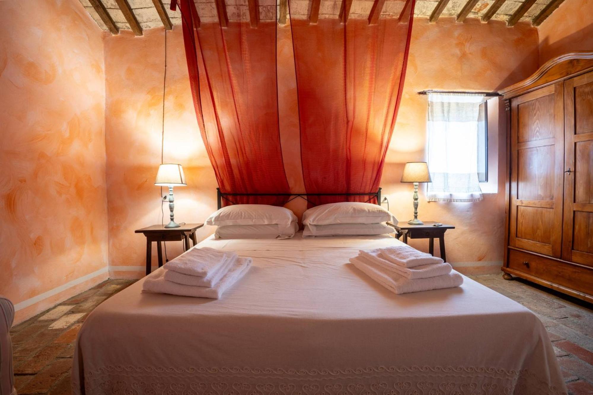 Bed and Breakfast Castello Valenzino Antognola Exterior foto