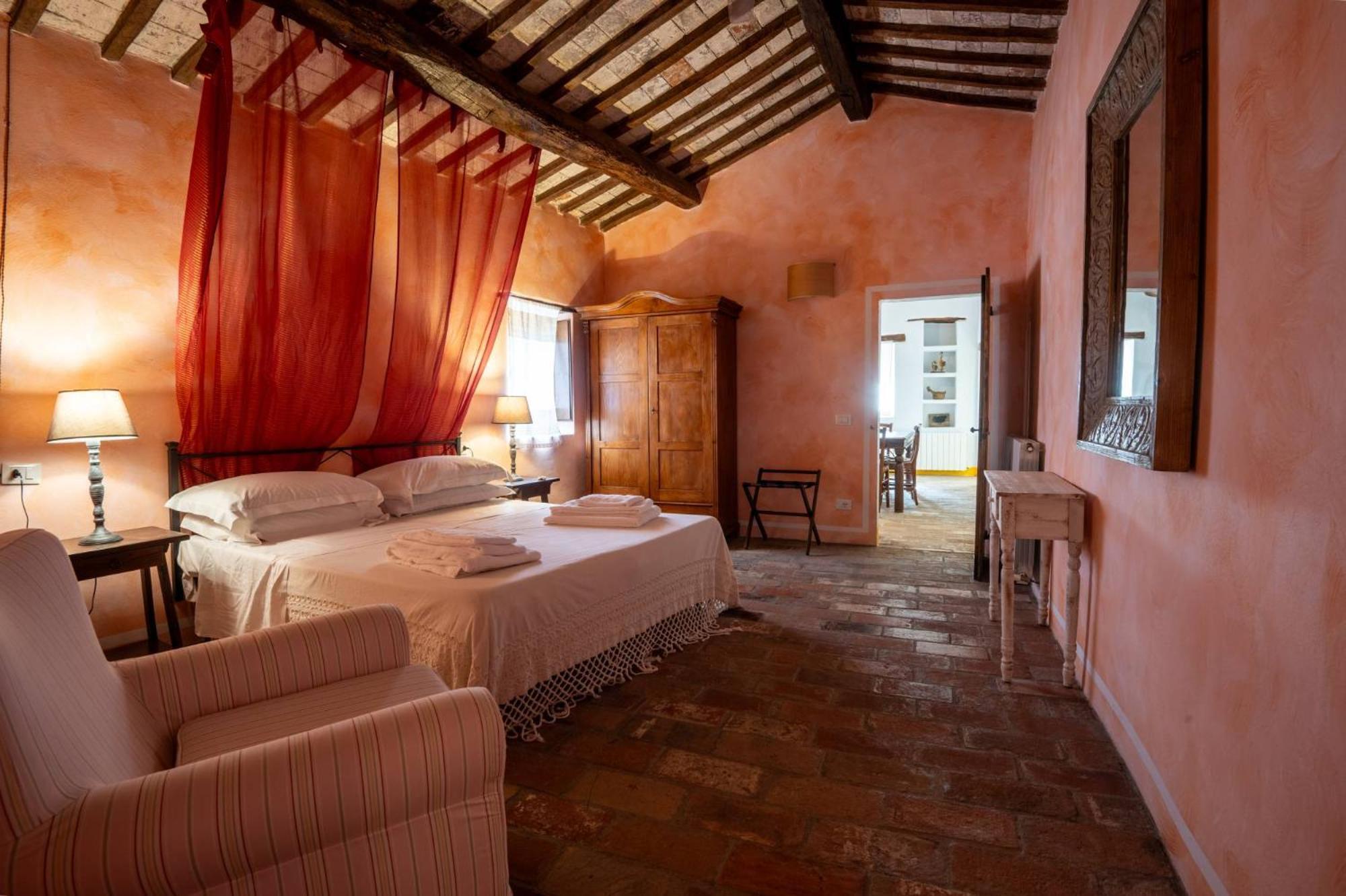 Bed and Breakfast Castello Valenzino Antognola Exterior foto