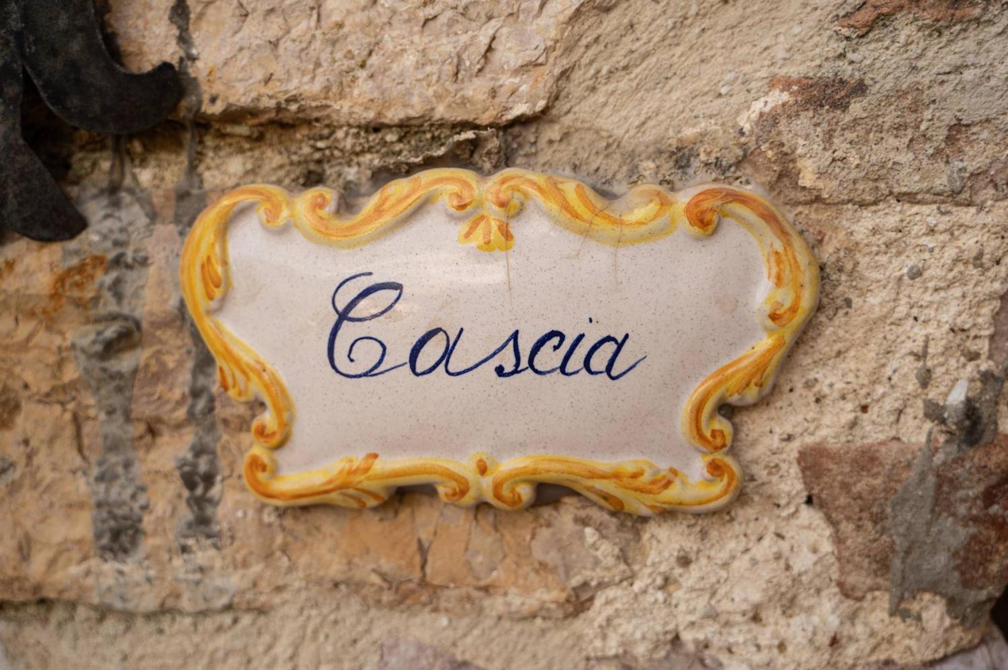 Bed and Breakfast Castello Valenzino Antognola Exterior foto
