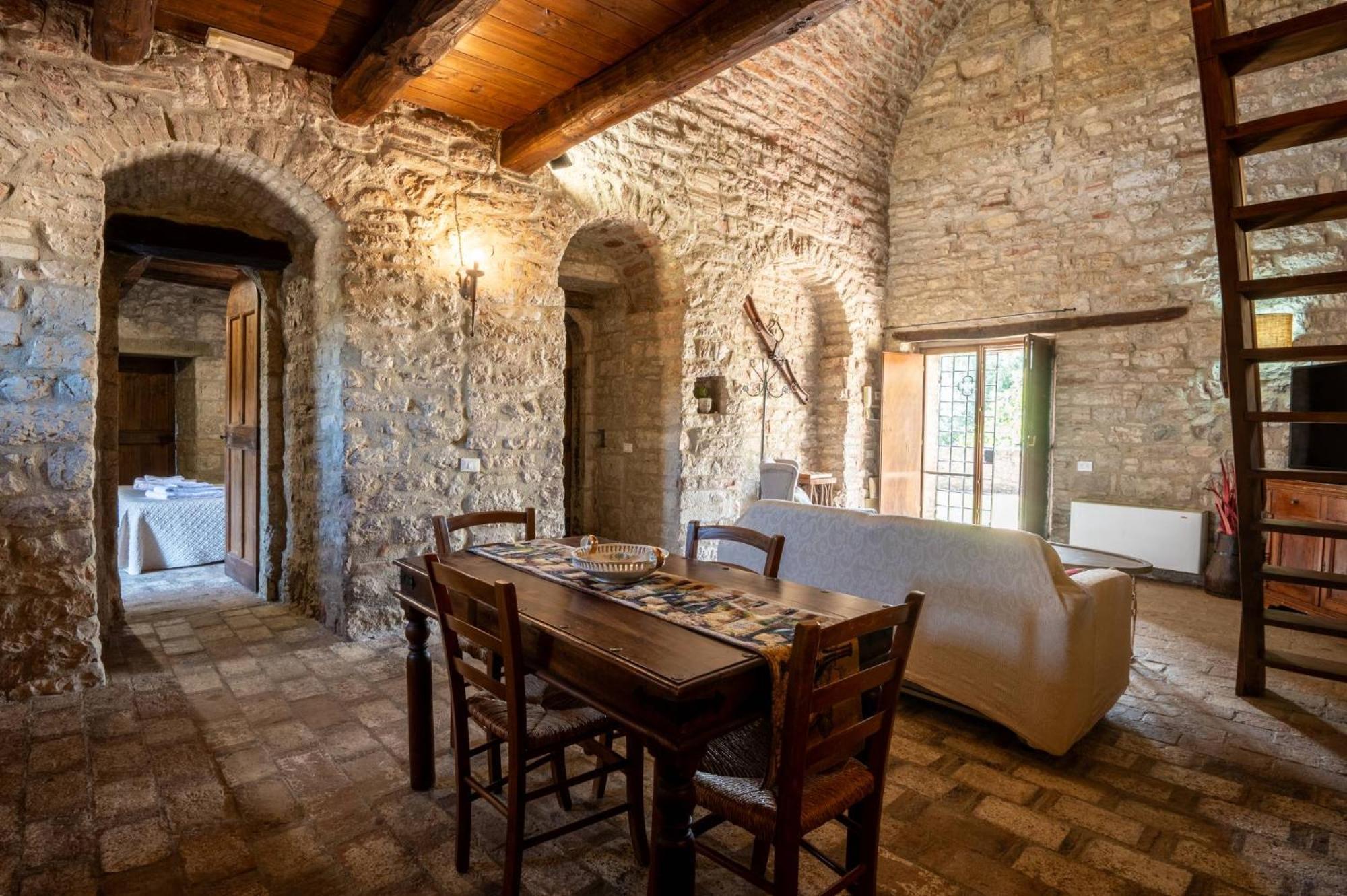 Bed and Breakfast Castello Valenzino Antognola Exterior foto
